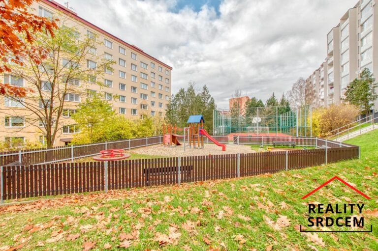 mikita-roman-realitni-makler-valasske-mezirici-prodej-byt