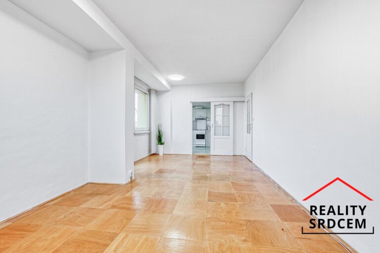 Michal-Lesk-profesionln-realitn-makl-prodej-bytu-ostrava-pronjem-nemovitosti-realitn-kancel