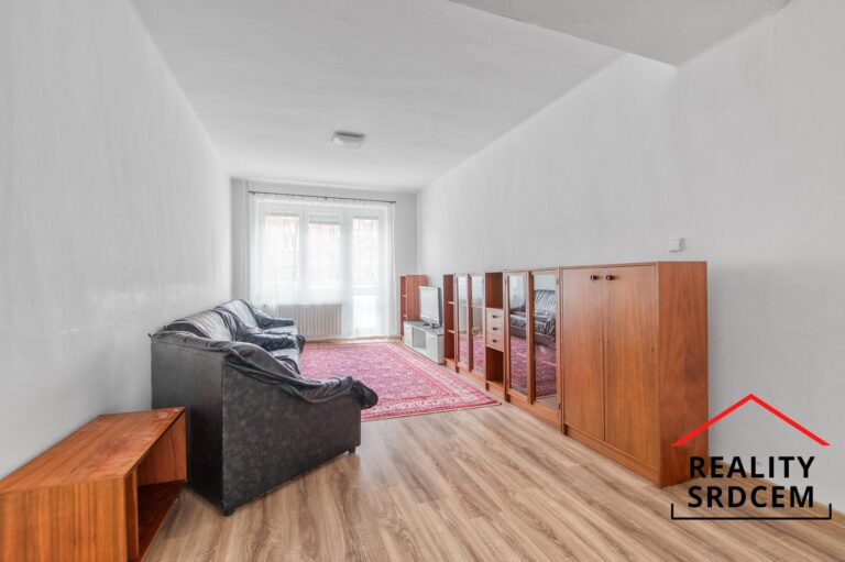 Michal-Lesnak-realitni-makler-karvina-ostrava-frydek-mistek-prodej-pronajem-nemovitosti-byty-domy-po