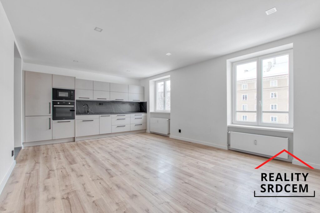 Michal-lesnak-realitni-makler-delame-reality-srdcem-realitni-kancelar-ostrava-karvina-frydek-mistek