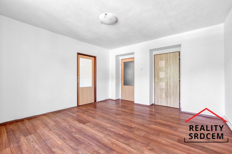 mikita-roman-realitni-makler-frydek-mistek-pronajem-byt