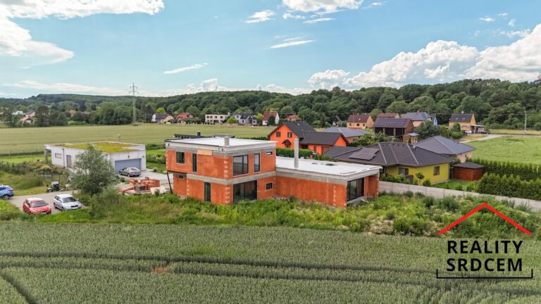 Michal-Lesnak-profesionalni-realitni-makler-prodej-pronajem-nemovitosti-rd-ostrava-rodinny-dum-novos