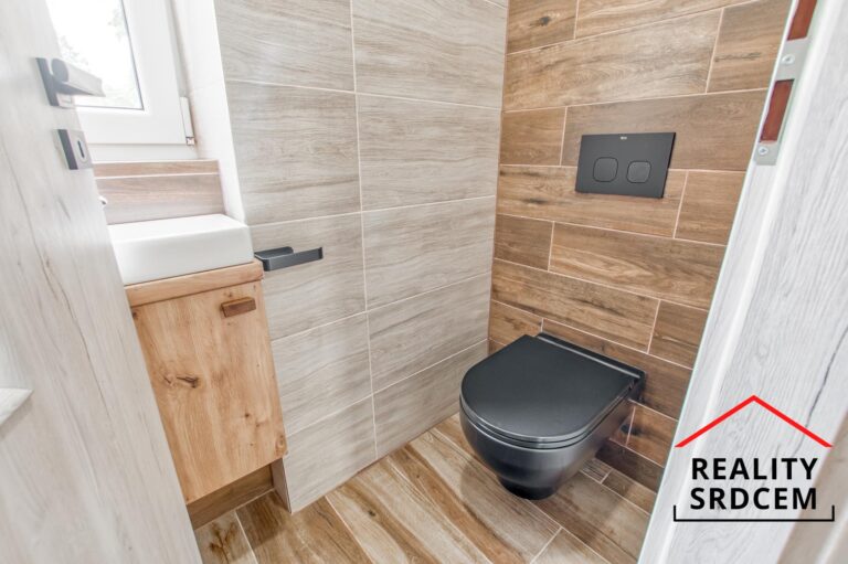 mikita-roman-realitni-makler-frydek-mistek-pronajem-byt