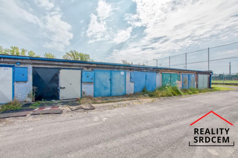 Michal-Lesnak-prodej-nemovitosti-Karvina-realitni-makler-realitni-kancelar-delame-reality-srdcem-rea