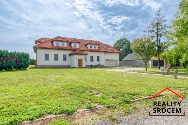 Michal-Lesk-realitn-makl-Ostrava-Nov-Jin-Karvin-Frdek-Mstek-realitn-kancel-dlme-real