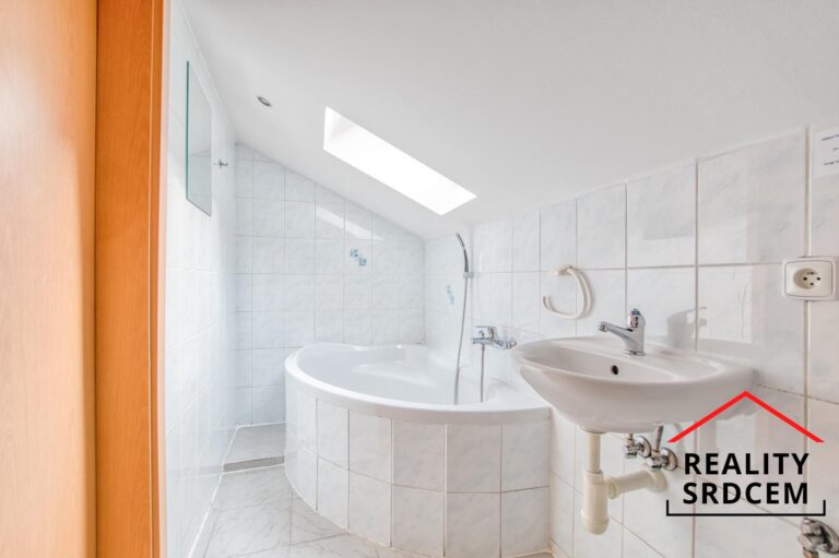 Michal-Lesnak-profesionalni-realitni-makler-prodej-pronajem-sprava-nemovitosti-delame-reality-srdcem