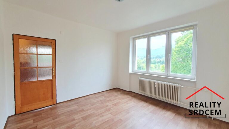 mikita-roman-realitni-makler-frydland-nad-ostravici-pronajem-byt