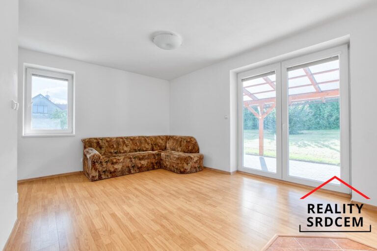 mikita-roman-realitni-makler-nosovice-prodej-rodinny-dum