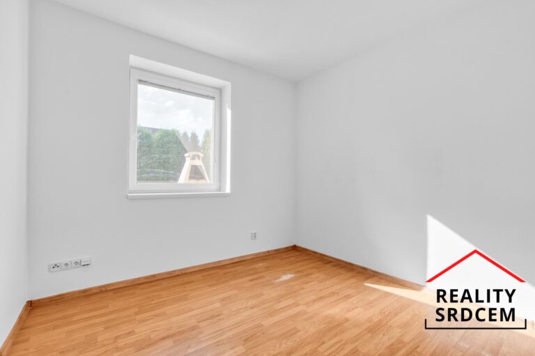 mikita-roman-realitni-makler-nosovice-prodej-rodinny-dum