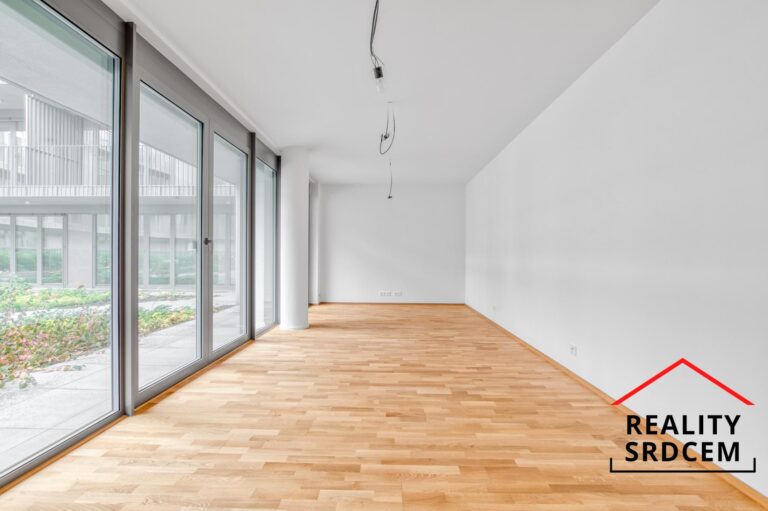 Michal-Lesnak-realitni-makler-pronajem-nemovitosti-ostrava-realitni-kancelar-delame-reality-srdcem-r