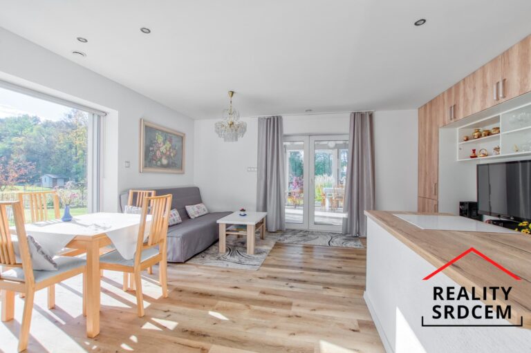 mikita-roman-realitni-makler-horni-domaslavice-pronajem-rodinny-dum