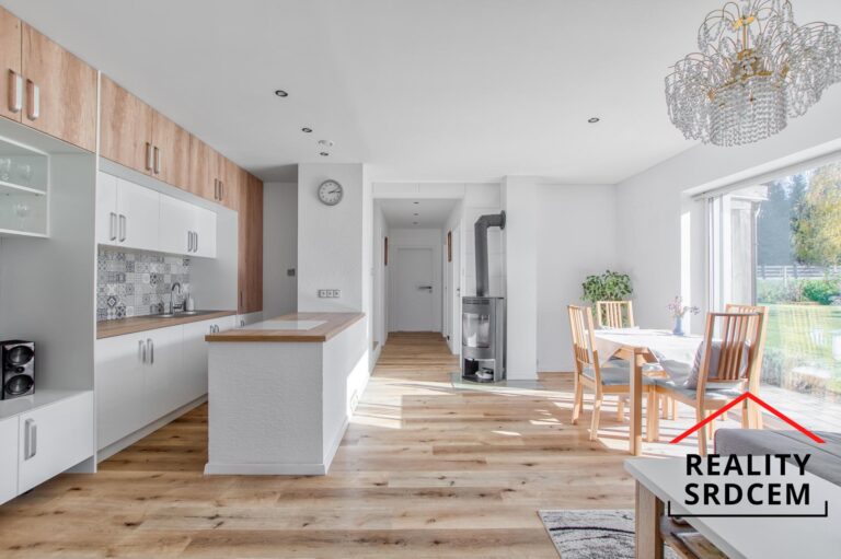 mikita-roman-realitni-makler-horni-domaslavice-pronajem-rodinny-dum