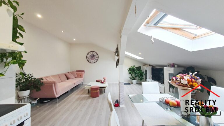 mikita-roman-realitni-makler-ostrava-marianske-hory-pronajem-podkrovni-byt