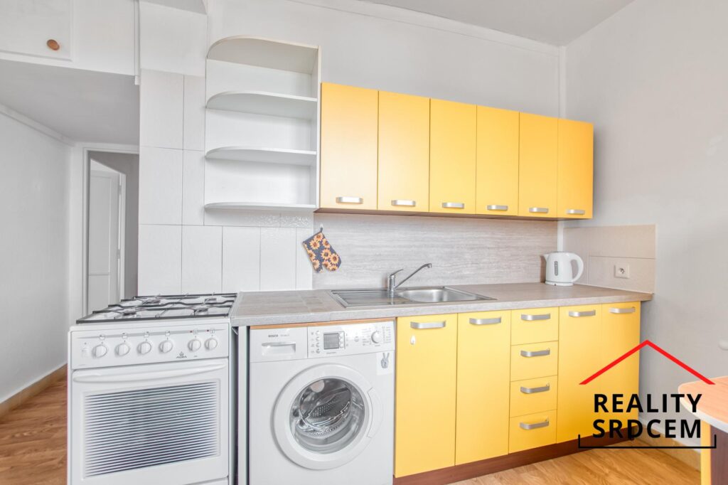 Michal-Lesnak-profesionalni-realitni-makler-prodej-pronajem-nemovitosti-realitni-kancelar-delame-rea