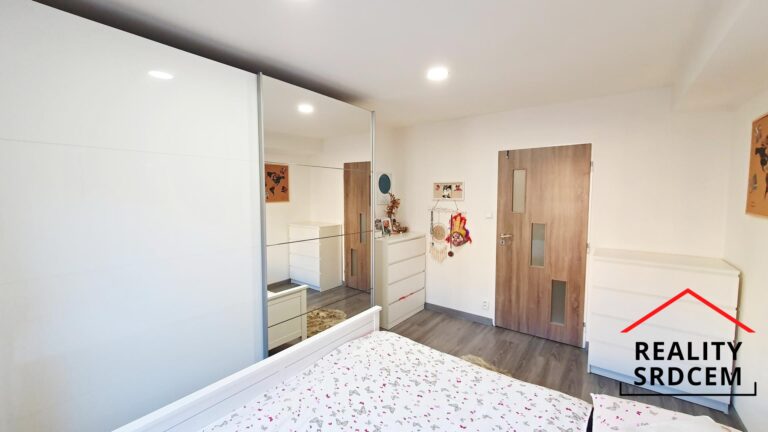 mikita-roman-realitni-makler-frydek-mistek-pronajem-byt