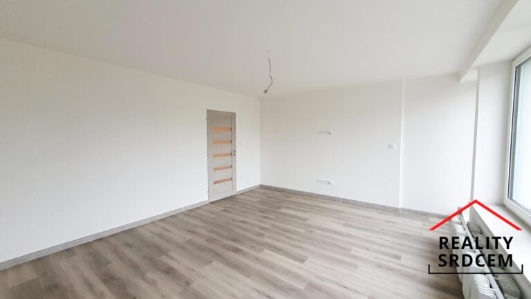 mikita-roman-realitni-makler-frydek-mistek-pronajem-rodinny-dum