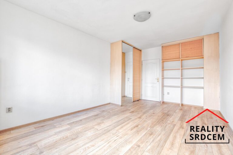 Michal-Lesnak-profesionalni-realitni-makler-prodej-pronajem-nemovitosti-realitni-kancelar-delame-r