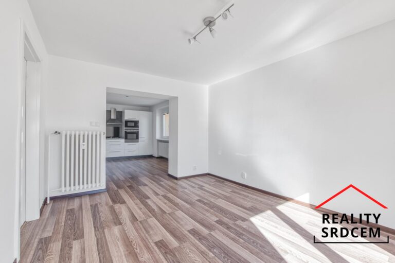 mikita-roman-realitni-makler-frydek-mistek-pronajem-byt