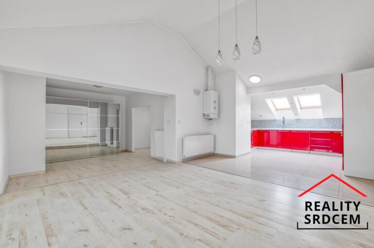 Michal-Lesnak-profesionalni-realitni-makler-prodej-pronajem-nemovitosti-MS-kraj-RK-Delame-reality-sr