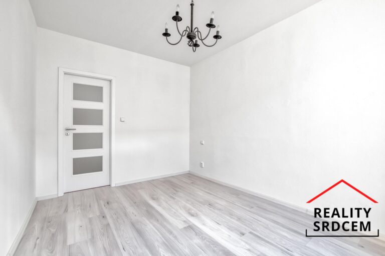 mikita-roman-realitni-makler-frydek-mistek-pronajem-byt