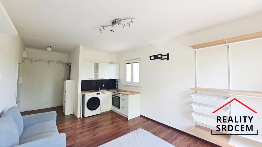 mikita-roman-realitni-makler-frydek-mistek-pronajem-byt