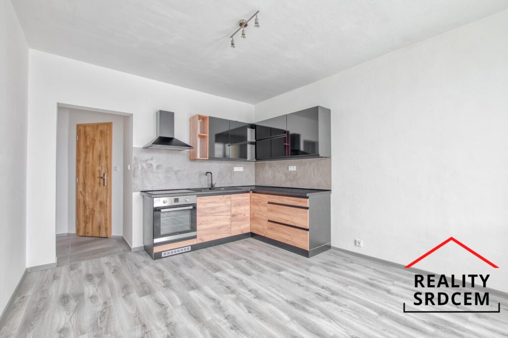 Michal-lesnak-realitni-makler-prodej-pronajem-bytu-ostrava-realitni-kancelar-delame-reality-srdcem