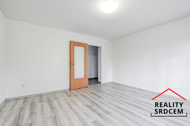 mikita-roman-realitni-makler-frydek-mistek-pronajem-byt