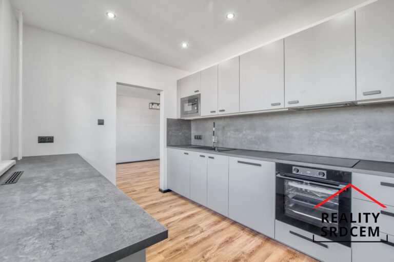 mikita-roman-realitni-makler-frydek-mistek-pronajem-byt