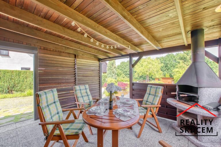realitni-makler-Nela-Lesnakova-Matuskova-prodej-chaty-Detmarovice-15.jpg