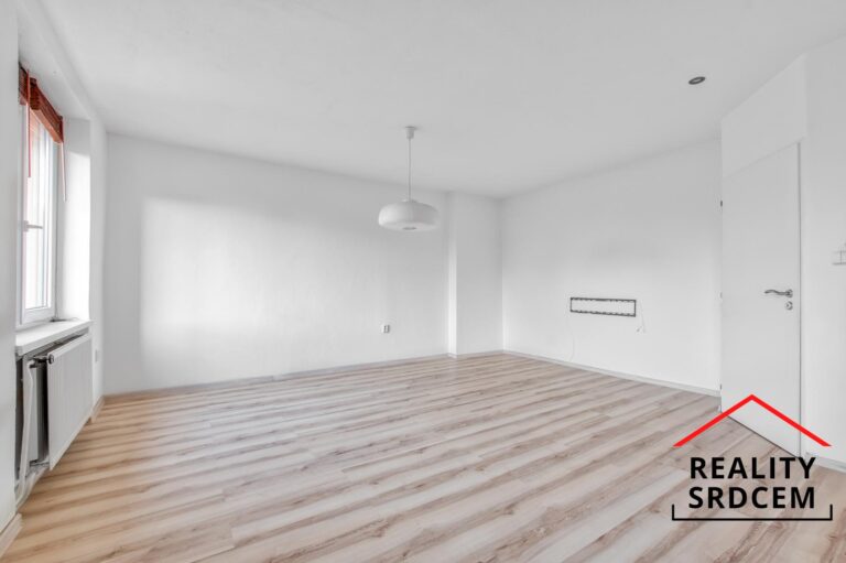 mikita-roman-realitni-makler-frydek-mistek-pronajem-byt