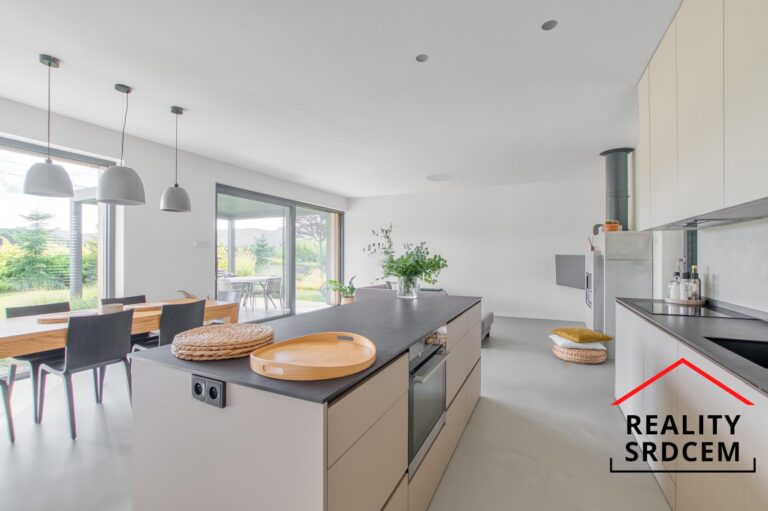 mikita-roman-realitni-makler-przno-frydlant-nad-ostravici-pronajem-novostavba-rodinny-dum