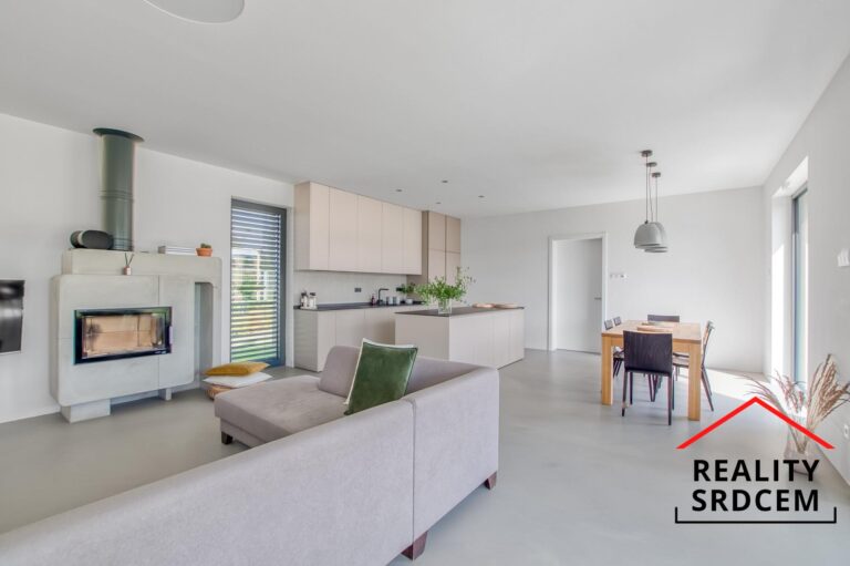 mikita-roman-realitni-makler-przno-frydlant-nad-ostravici-pronajem-novostavba-rodinny-dum