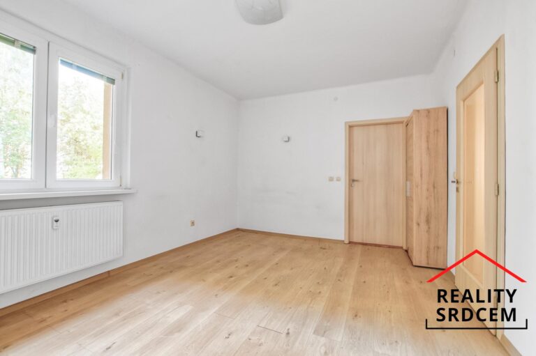 pronajem-bytu-Karvina-realitni-makler-Nela-Lesnakova-Matuskova-4.jpg