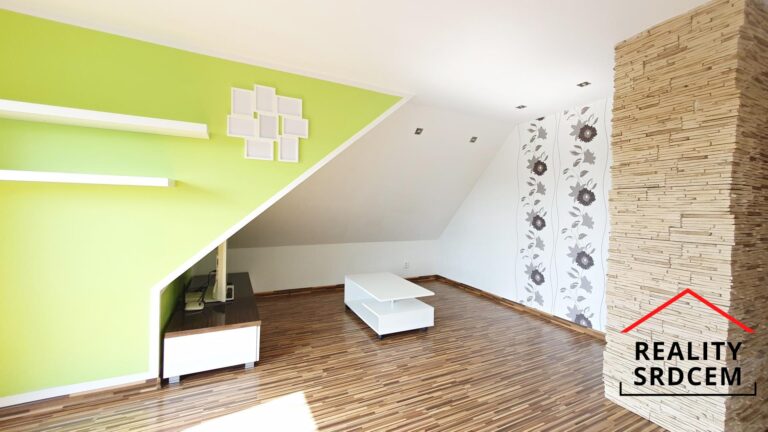 mikita-roman-realitni-makler-frydek-mistek-pronajem-podkrovni-byt