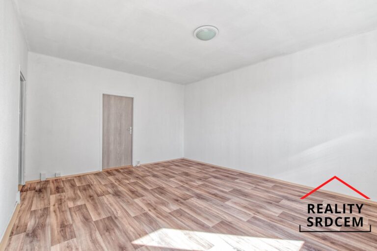 mikita-roman-realitni-makler-havirov-sumbark-podnajem-byt