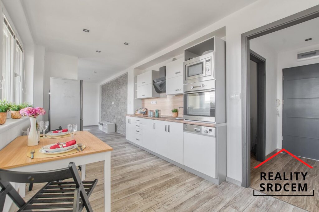realitni-makler-Nela-Lesnakova-Matuskova-pronajem-bytu-Karvina-16.jpg