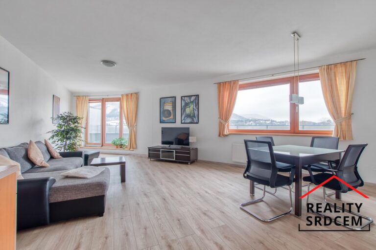 mikita-roman-realitni-makler-celadna-pronajem-apartman