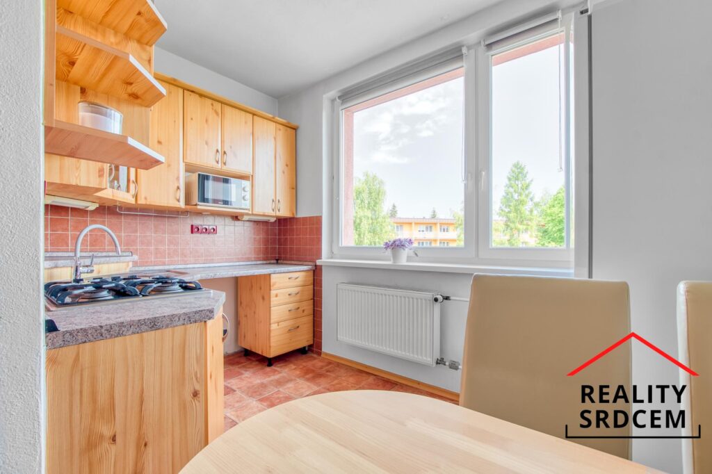 PŘÍPRAVA – Pronájem zrekonstruovaného bytu 2+1 s lodžií, 57 m2, ul. Slunečná, Frýdek-Místek