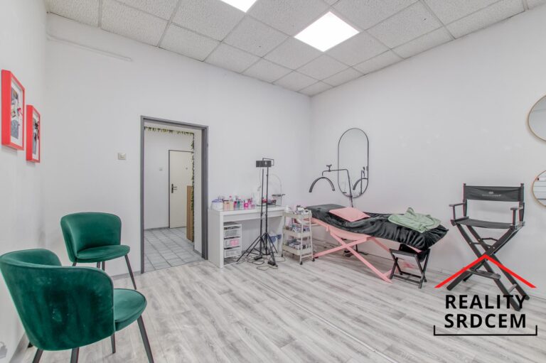 Katerina-Pavlu-realitni-makler-prodej-pronajem-nemovitosti-realitni-kancelar-delame-reality-srdcem-O