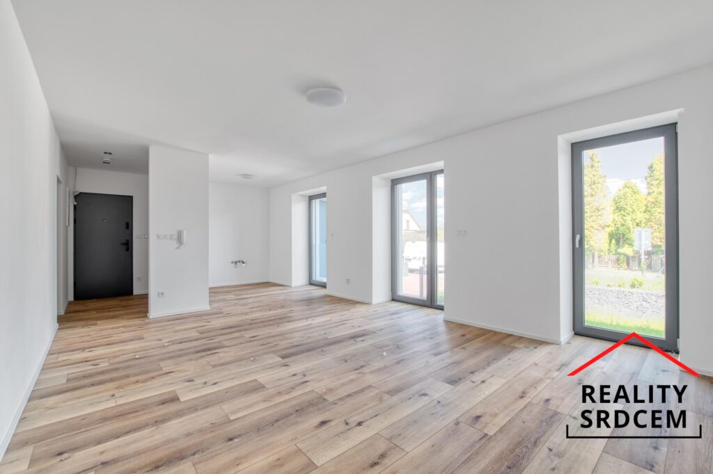 Pronájem moderního bytu 2+kk, 62 m2 s vlastní zahradou, ul. Mládežnická, BohumínSkřečoň