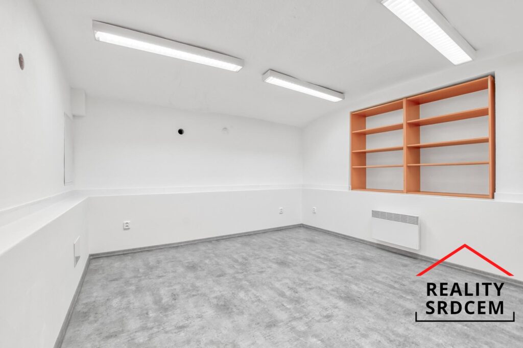 PŘÍPRAVA – Pronájem nebytového prostoru, 52 m2, tř. T. G. Masaryka, Frýdek-Místek