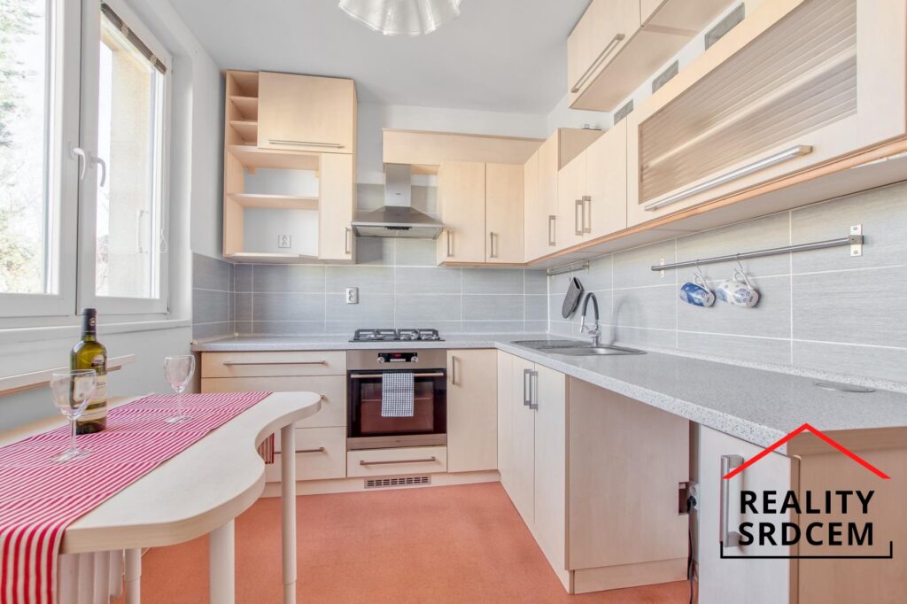 PŘÍPRAVA – Pronájem zrekonstruovaného bytu 2+1 se šatnou, 55 m2, ul. Pionýrů, Frýdek-Místek