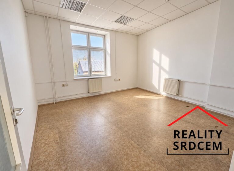 pavlakunstova.cz-pronajem-skladovych-prostor-Rybarska-Opava-3.JPG
