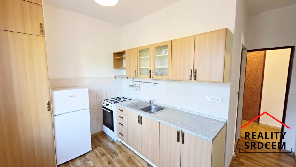 PŘÍPRAVA – Podnájem bytu 2+1 s komorou a balkónem, 53 m2, ul. Ostravská, Český Těšín